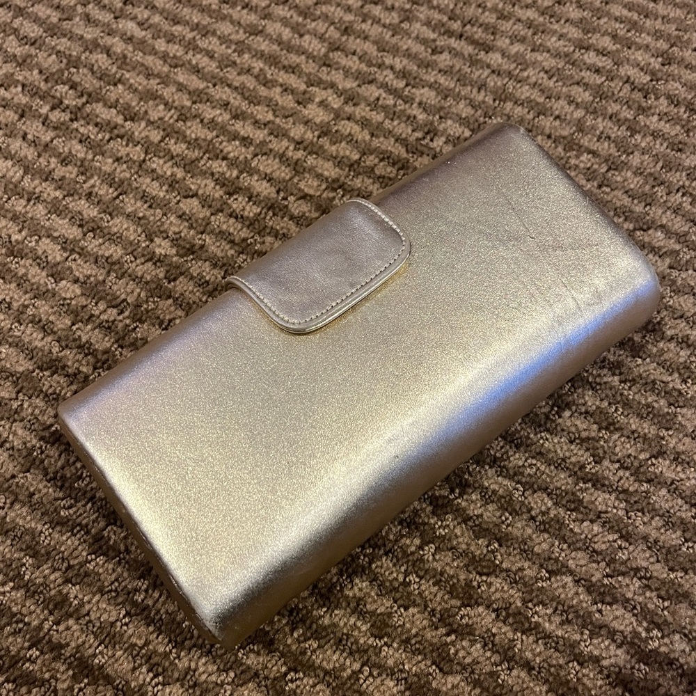Crown Lewis vintage Clutch. Snap shut. Golden hue. Art deco style/ era.